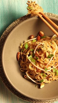 Kelp Noodle Pad Thai