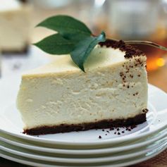 Lemon Cheesecake with Gingersnap Crust