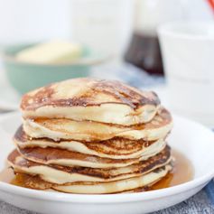 Light and Fluffy Meringue Pancakes (Pancakes Without Baking Powder