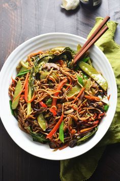 Loaded Vegetable Lo Mein