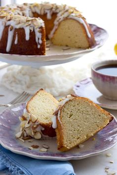 Low Carb Bundt Cake with Lemon Glaze