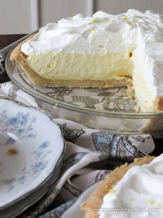 Low Carb Lemon Curd Pie