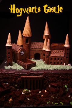 Making Hogwarts Castle Out Of Gingerbread