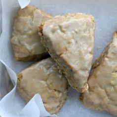 Maple Oat Scones - Starbucks Copycat