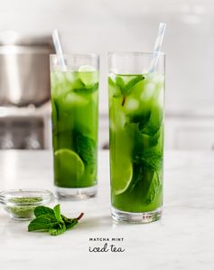 Matcha mint iced tea