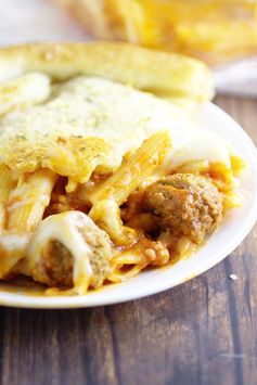 Meat Lover Pizza Pasta Bake