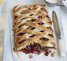 Mincemeat, apple & cranberry lattice tart