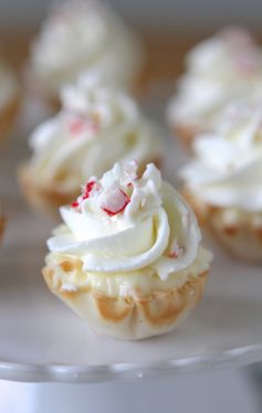 Mini Peppermint Cream White Chocolate Cheesecake Tarts