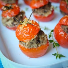 Mini tomates farcies (Sausage and mushroom stuffed cherry tomatoes