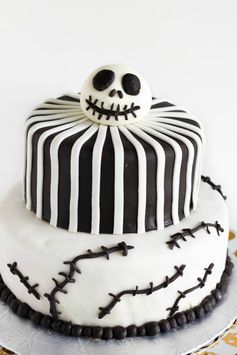 Nightmare Before Christmas Cake (Jack Skellington Cake