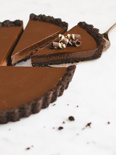 No-Bake Chocolate Tart