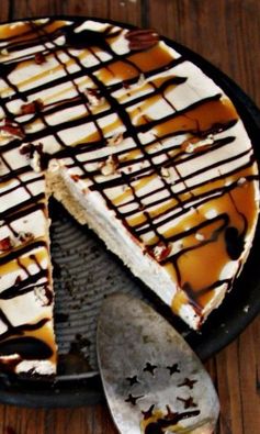 No Bake Turtle Cheesecake Pie