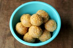 Old-Fashioned Peanut Butter Balls