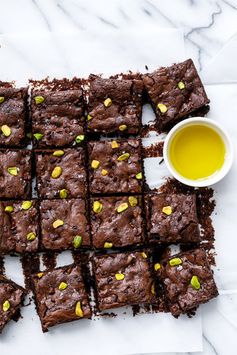 Olive Oil & Pistachio Brownies