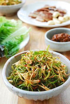 Pa muchim (Scallion Salad