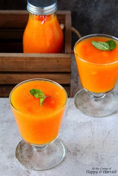 Papaya, Orange & Turmeric Smoothie