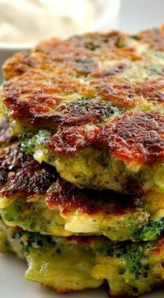 Parmesan Garlic Broccoli Fritters