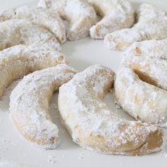 Patricia's Viennese Crescents