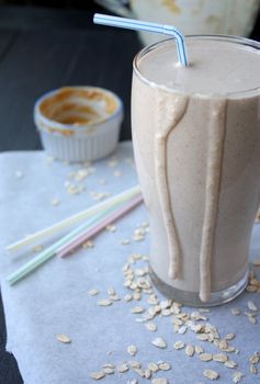 Peanut Butter-Banana Oatmeal Smoothie