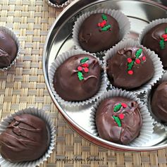 Peanut Butter Chocolate Chip Cookie Dough Truffles