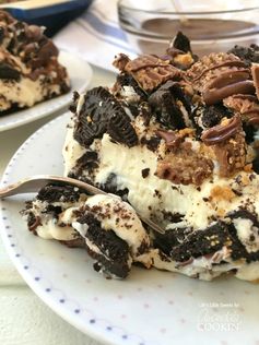 Peanut Butter Cup Oreo No Bake Cheesecake