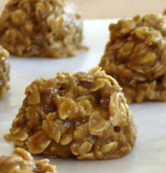 Peanut Butter Oatmeal No Bake Cookies