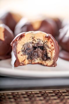 Peanut Butter Oreo Truffles