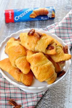 Pecan Pie Crescent Rolls