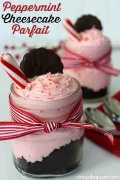 Peppermint Cheesecake Parfait