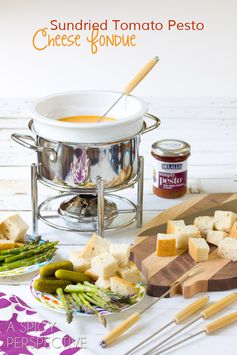 Pesto Cheese Fondue