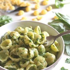 Pesto macaroni cheese