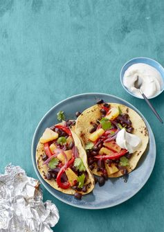 Pineapple and Black Bean Fajitas