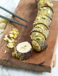 Pistachio Chocolate Banana Sushi