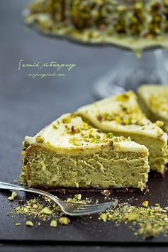 Pistachio-White Chocolate Cheesecake