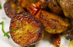 Portuguese Roast Potatoes with Tomatoes