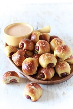 Pretzel Dog Bites with Beer Cheese Dip