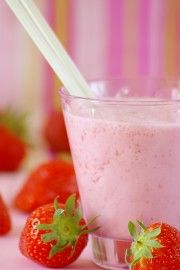 Quick ‘n Easy Strawberry and Banana Smoothie