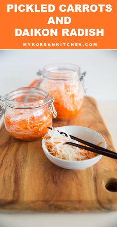 Quick Pickled Carrots and Daikon
