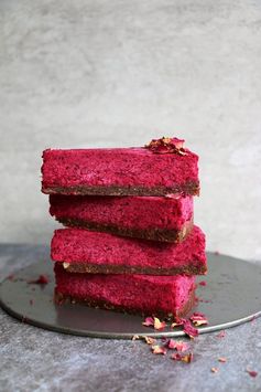 Raw Beetroot Cake with Walnut and Fig Crust (grain-free & vegan
