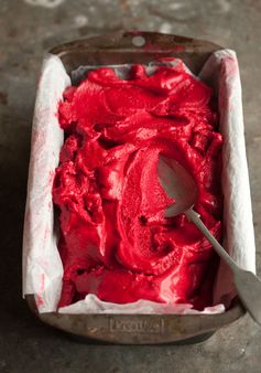 Red velvet cake ice cream