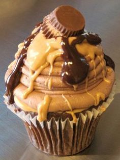 Reese's Peanut Butter Cup Stuffed Cupcakes