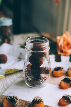 Reishi Raspberry Cashew Butter Truffles