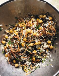 Riz basmati et riz sauvage aux pois chiches, raisins secs et herbes