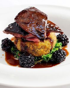 Roast grouse with blackberries and port wine jus