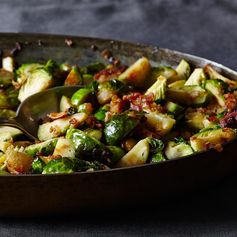 Roasted Brussels Sprouts with Pancetta and Garlic Croutons