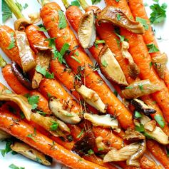 Roasted carrots with savory mushrooms