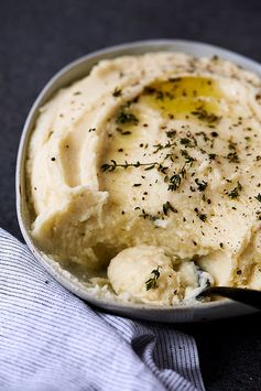 Roasted Garlic Parsnip Cauliflower Mash