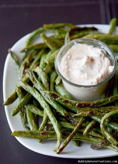 Roasted Green Bean Fries with Creamy Dipping Sauce! (THM S