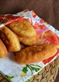 Russian Piroshki with mushroom potato filling–???????