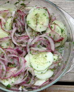 Salada de Pepino com Limão e Coentro